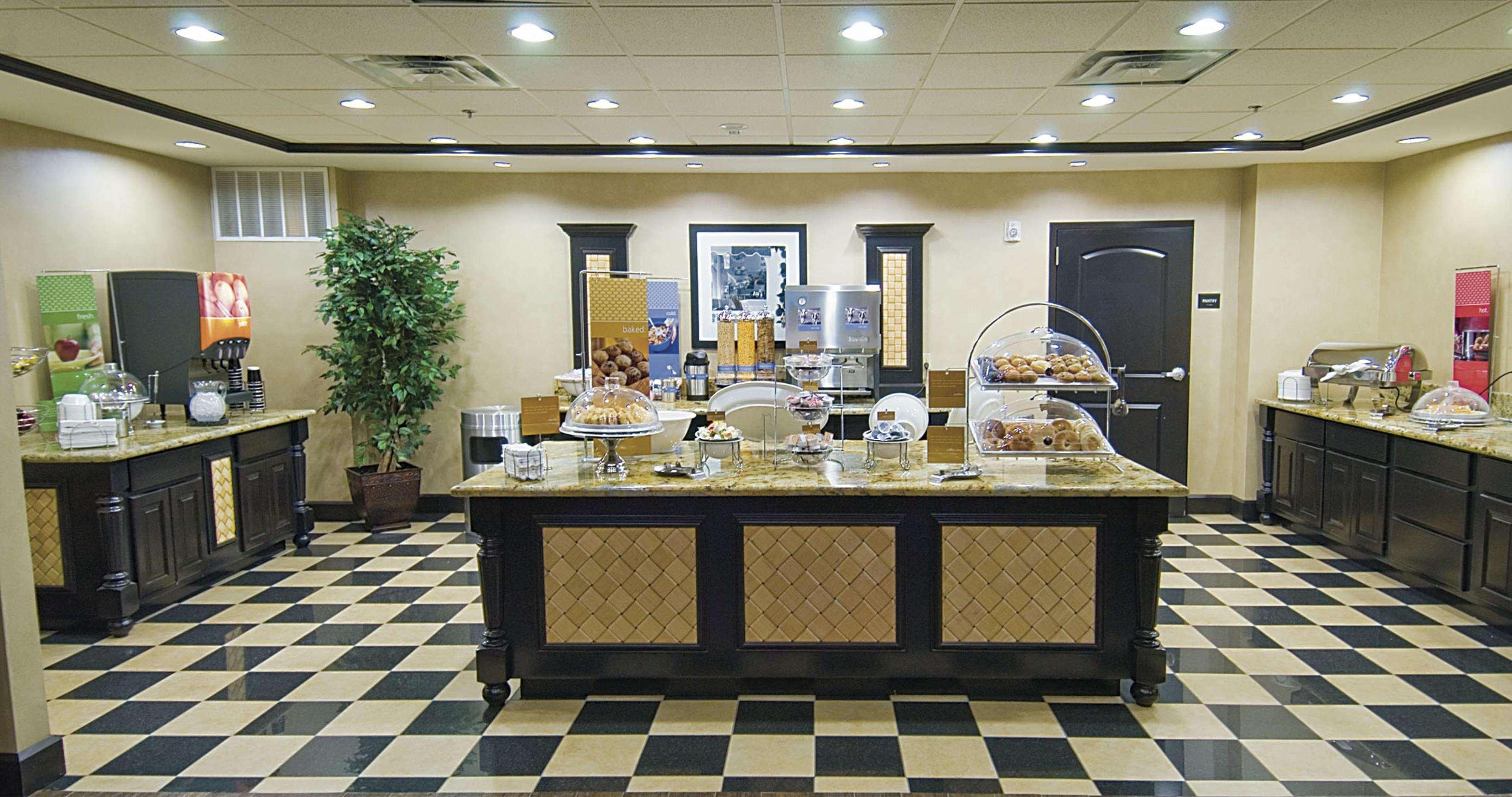 Hampton Inn & Suites Decatur Restaurace fotografie